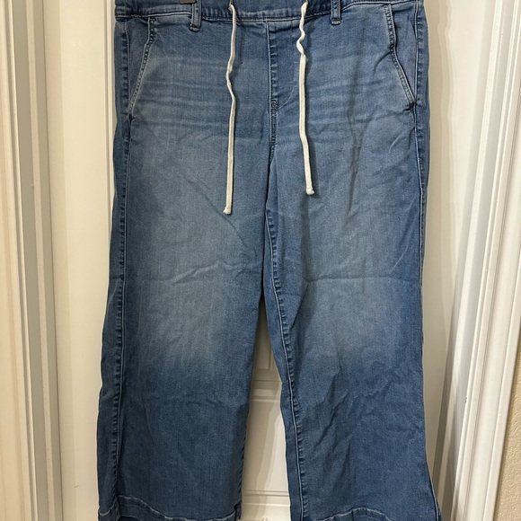 torrid Denim - torrid light blue denim pants with white logo tag